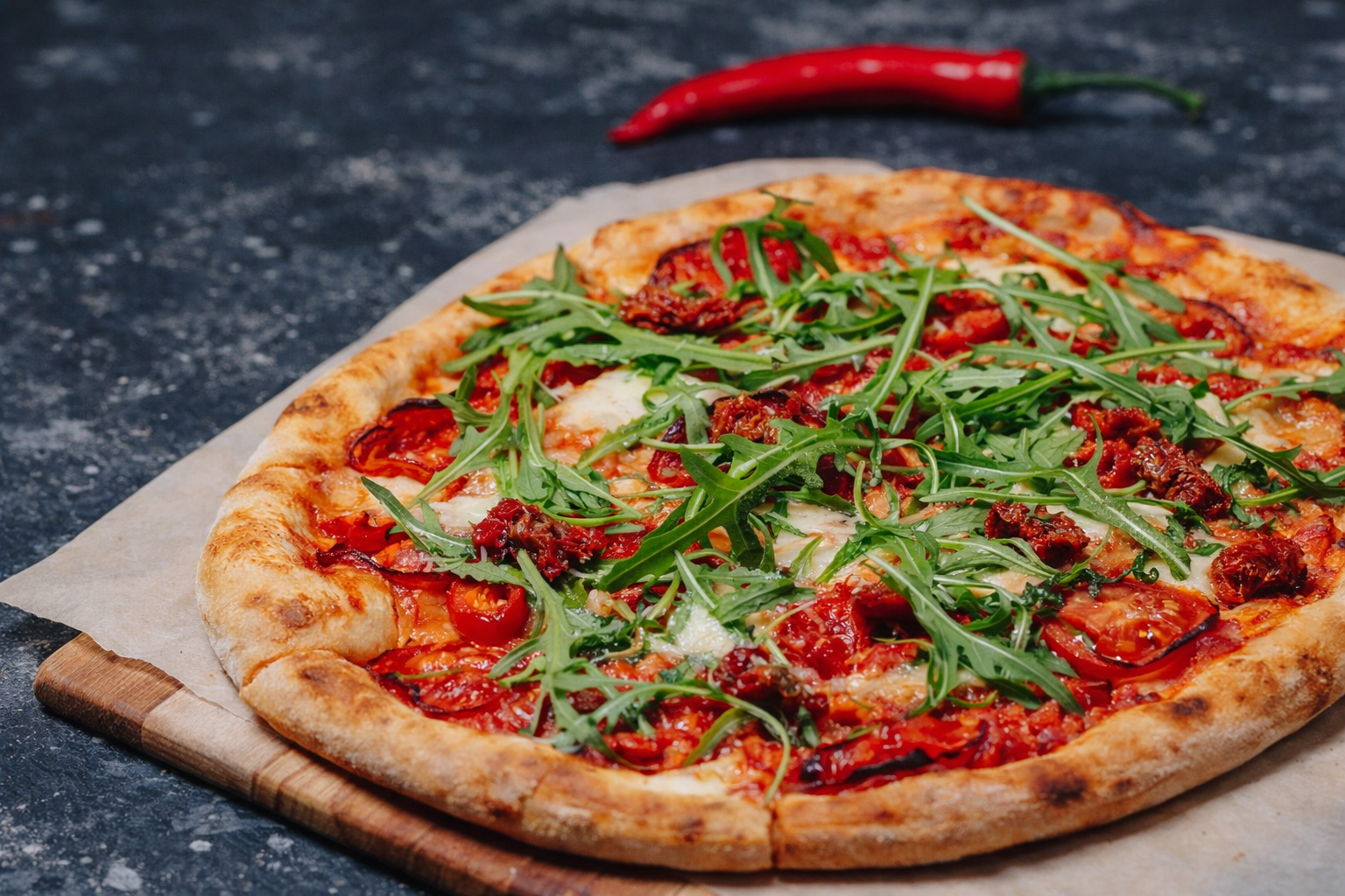 Hjemmelavet napolitansk pizza